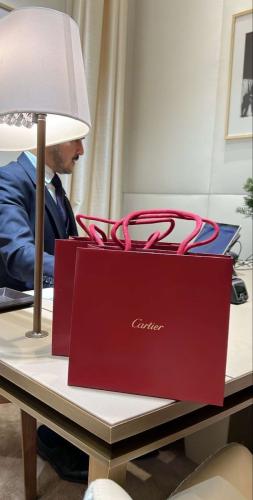 كيس كارتير وسط