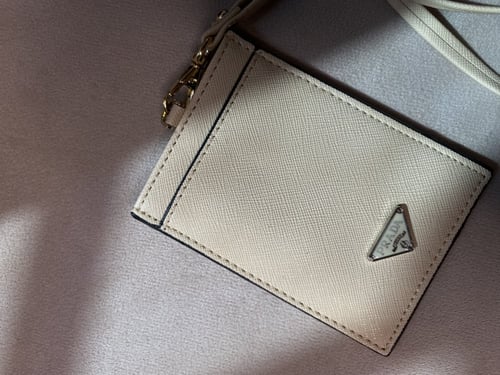 هولدر كارد برادا