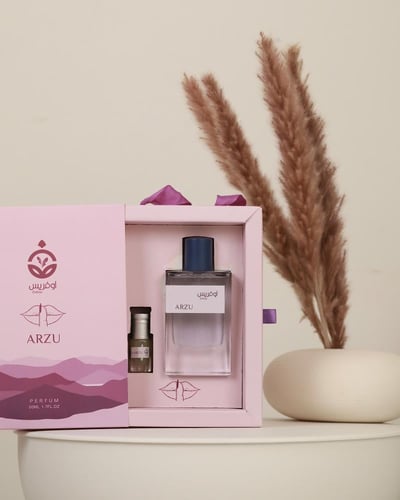 أنوثة عالية Arzu