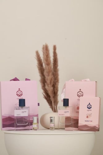 سيكرت وآرزو أنوثة