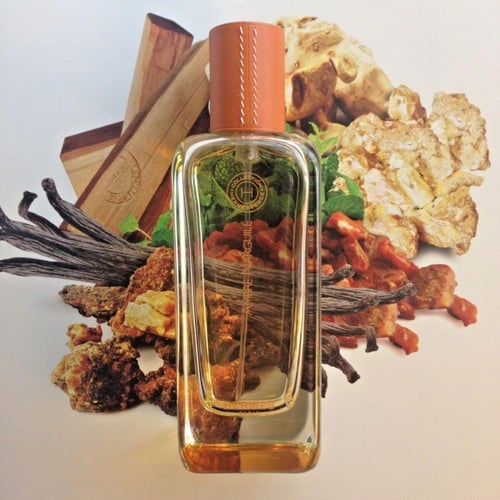 بوكس مكون 20 عينة من عطر عمبر نارجيل هيرمس او دو ت...