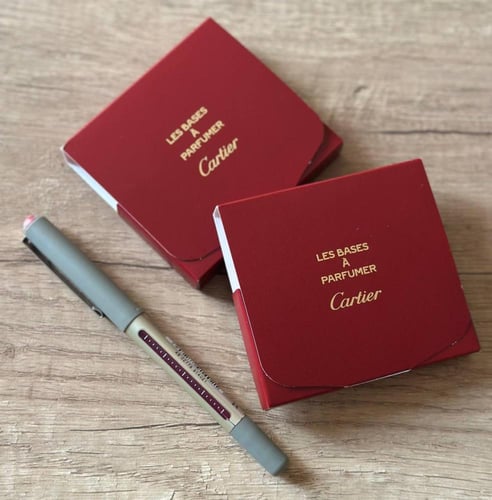 بوكس مكون من 3 عينات زيت الجسم 2ML وزيت العطر 2 ML...