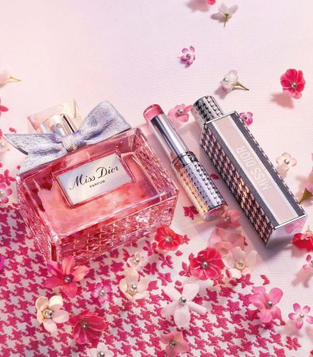 العطر الصلب مس ديور برفيوم الجديد