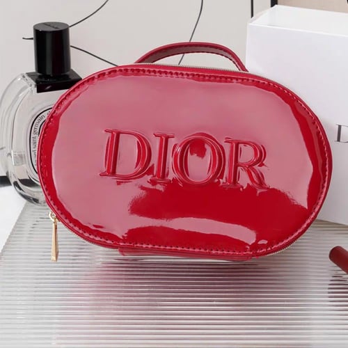 حقيبة ديور مع منتجات ميني سريوم للوجه 5ML و اساس ل...