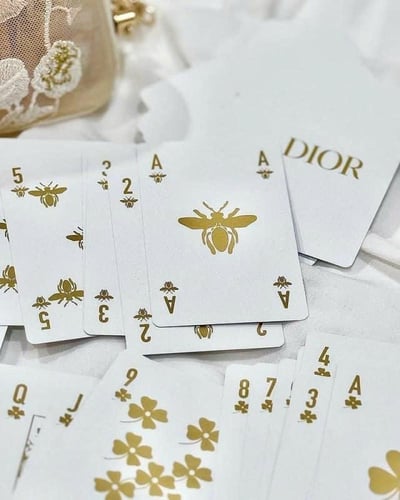 ورق اللعب ديور