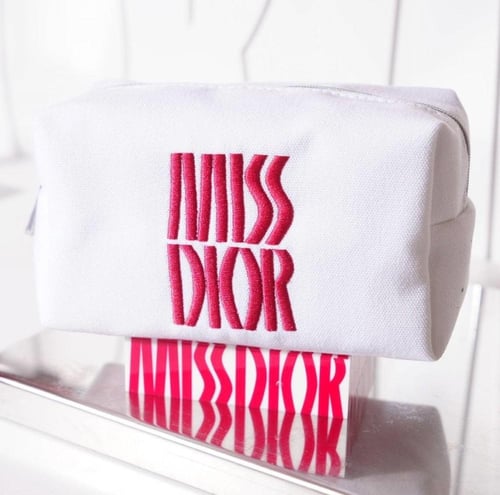 محفظة مكياج مس ديور من ديور 18 في 9 في 8 سم