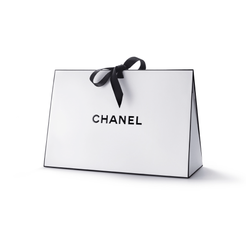 كيس صغير شانيل 22 في 14 عمق 7 سم بشكل مثلث