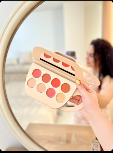 4 بلشرات كريميه و4 ارواج واضائات كريميه من ريفلوشن...