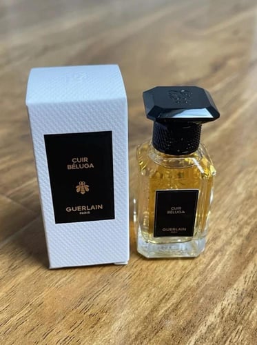 عطر ميني نيش للجنسين كوير بيلوغا او دو برفيوم 10ML...