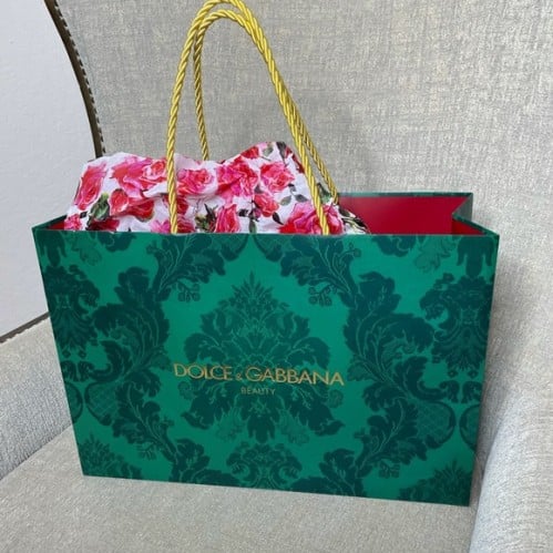 كيس دولتشيي اند غابانا حجم وسط 20 سم في 30 سم