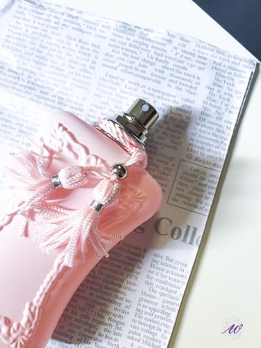 عطر الشعر دلينا حجم 75 ML