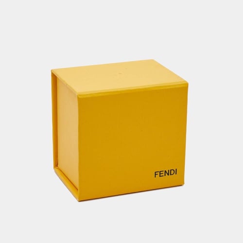 بوكس صغير من فندي 16 في 16 عمق 10 سم