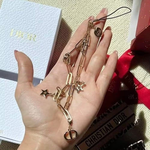 تعليقة جوال من ديور