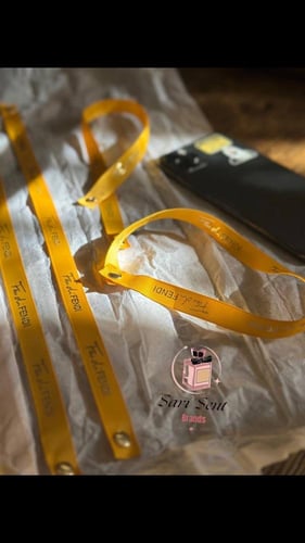 شريط فندي طول 37 سم