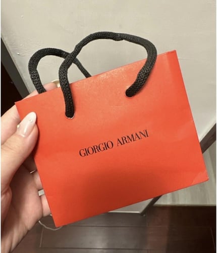 كيس ميني جورجيو ارماني 13 في 10 عمق 6 سم