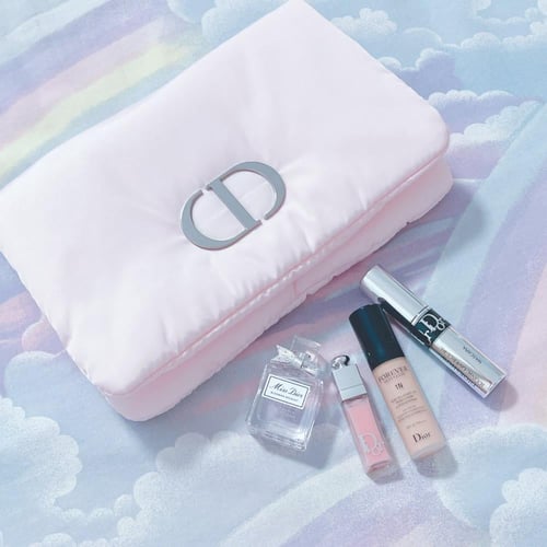 شنطة متعددة الاستخدام من ديور مع اربع منتجات ميني...