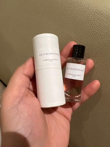 عطر ميني نيش للجنسين عود روز وود 7.5 ML صب