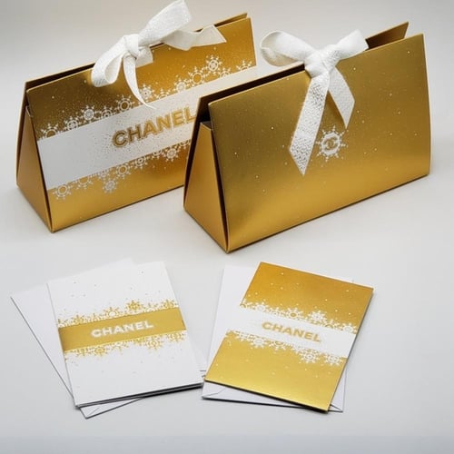 كيس صغير شانيل 22 في 14 عمق 7 سم بشكل مثلث