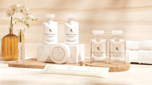 بوكس بولغاري أو بارفومي أو بلان مكون من كلونيا عطر...