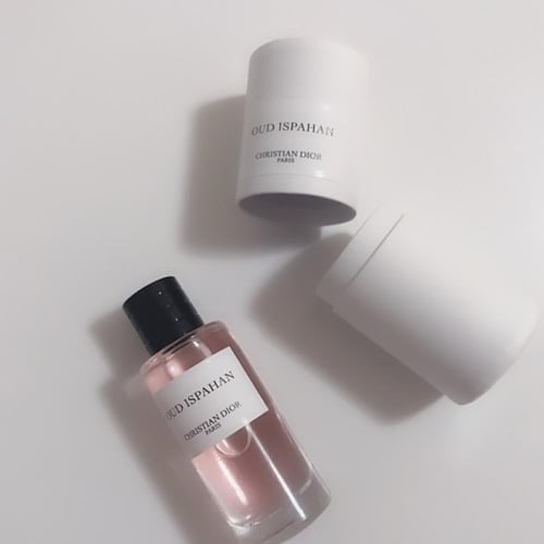 عطر ميني نيش للجنسين عود اصفهان كرستيان ديور 7.5 M...