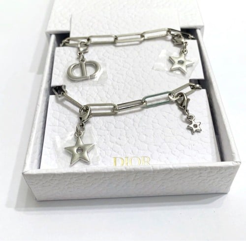 تعليقت جوال من ديور سلفر