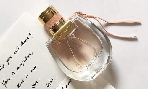 عطر ميني نسائي نوماد كلوي او دو برفيوم صب 5ML