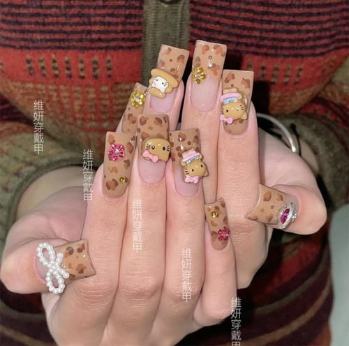 اظافر هيلو كيتي | Snrio Characters