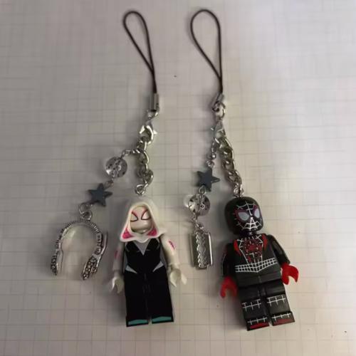 ميدالية هيلو كيتي وسبايدر مان | hello kitty and sp...