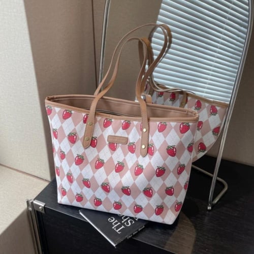 حقيبة الفراولة | Strawberry