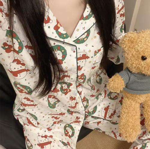 بجامة هيلو كيتي | Hello Kitty