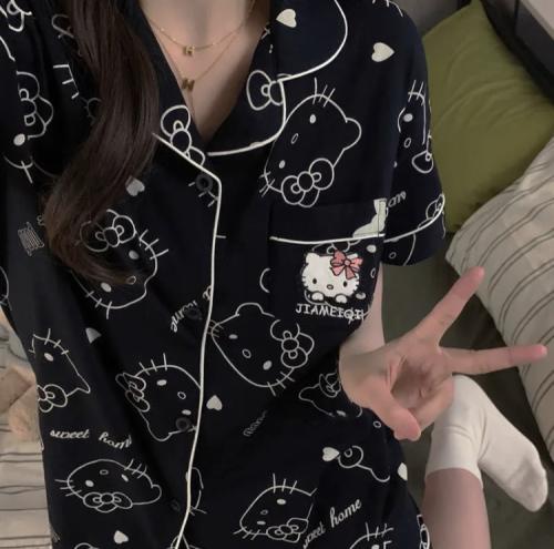 بجامة هيلو كيتي | Hello Kitty