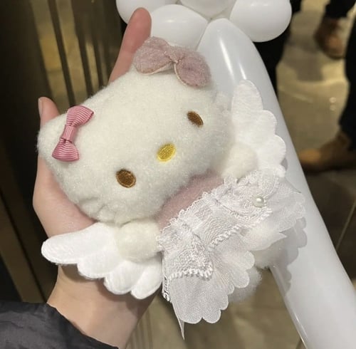 ميدالية هيلو كيتي | Snrio Characters