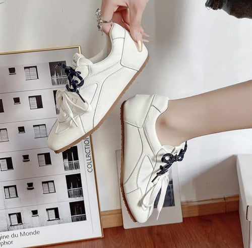 حذاء أسود | Y2K Black