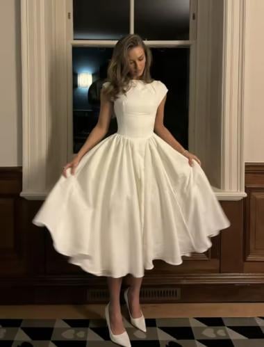 فستان سيدة البجع | Lady Swan Dress