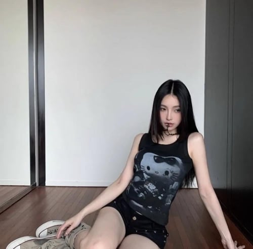 توب هيلو كيتي | Hello Kitty