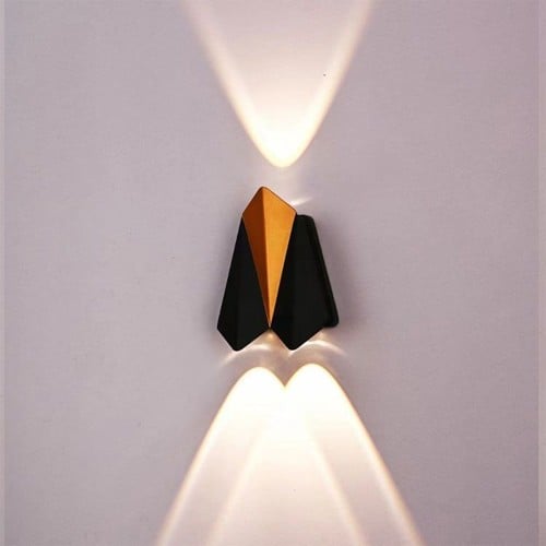 مصباح حائط خارجي مودرن تصميم مثلث