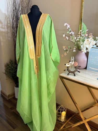 بشت نسائي فخم ومشلح نسائي فاخر تطريز عصري