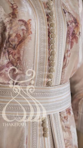 تكشيطة مغربية مناسبات - لون خربزي وعسلي