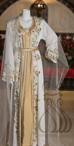 تكشيطة مغربية مناسبات - أبيض مشغول بالخرز