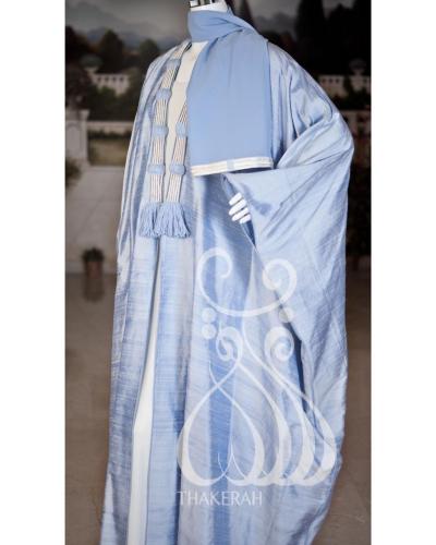 اللون سماوي