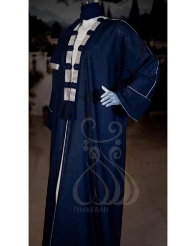 اللون كحلي لينن بالمقصب الفضي