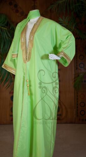 بشت كلاسيك فستقي تطريز بالذهبي + طرحة الخامة تفتا...