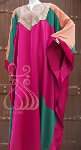 ثوب المتفت من الأزياء الفخمة التراثية في المنطقة ا...