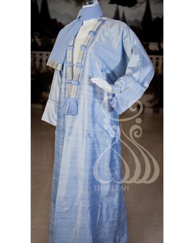 اللون سماوي