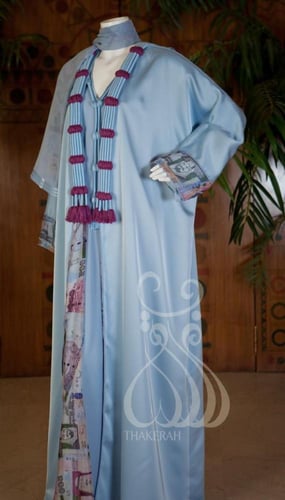 بشت التأسيس الملكي باللون السماوي يجمع بين الماضي...