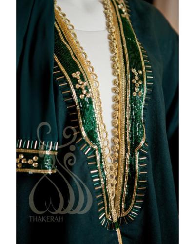 بشت كلاسيك مشغول بالخرز أخضر الطول 57 انش قصة تقلي...