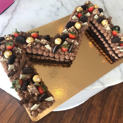 كيكة حرف تشوكليت - كبير