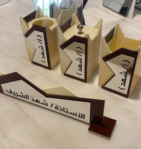 ستاند مكتبي اكريليك