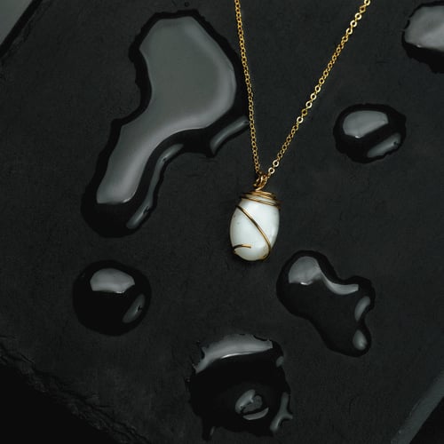 سلسلة حجر القمر