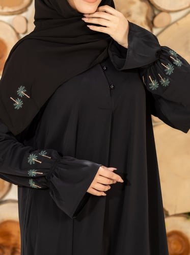 داليا 42 عباية النخلة مع أزرار